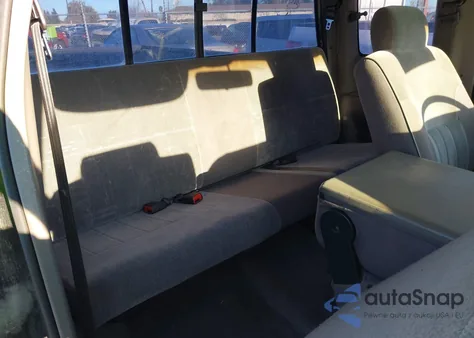 1996 Dodge Ram 1500 z USA, uszkodzony, nr VIN 3B7HC13Z3TG138612